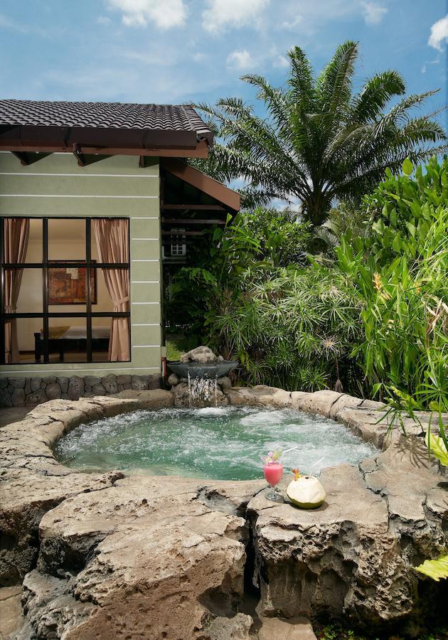 Hotel Felda Residence Hot Springs Sungkai Kültér fotó